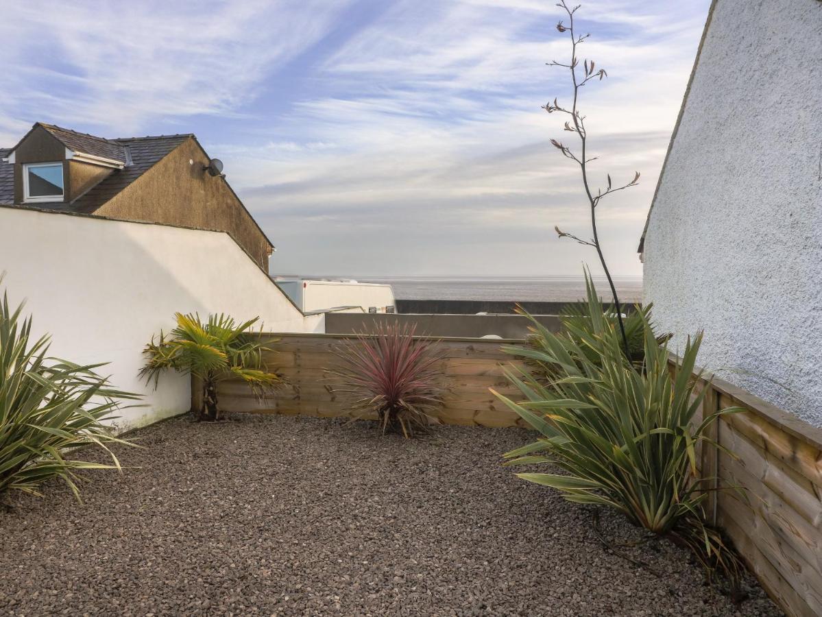 Villa White Stones à Ulverston Extérieur photo